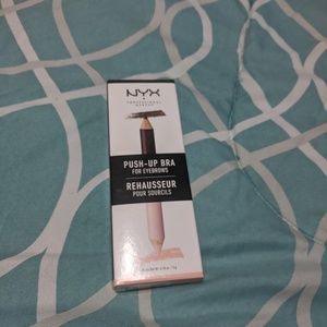 NYX Push Up Bra for eyebrows